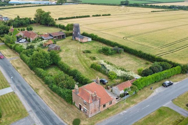 3-bed house on 97, Hutton Road, Driffield, £425,000
