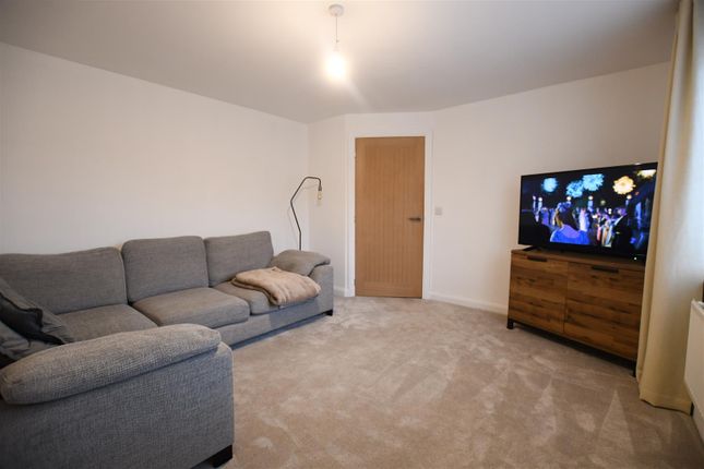 80, Grosvenor Road, Hull photo 2