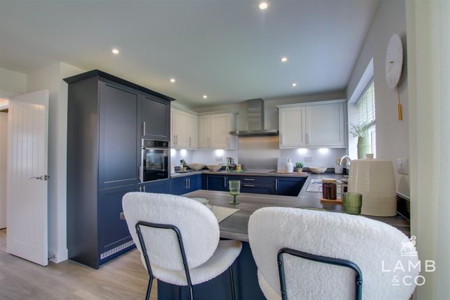 Plot 3, 6, Bloomfield Road, Little Clacton photo 4