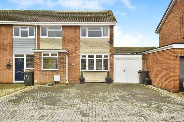 Thumbnail Semi-detached house for sale in Poltondale - Covingham, Swindon