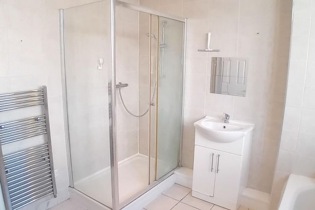 Flat 3, 18 Obelisk Road, Southampton photo 3