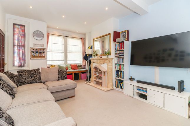 8 Tanners Hill, Abbots Langley photo 5