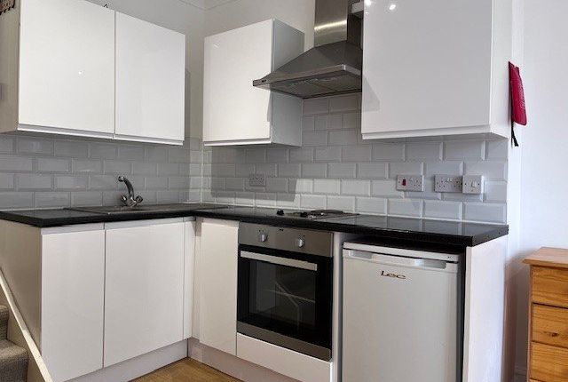 10@10, Manstone Road, Kilburn photo 5