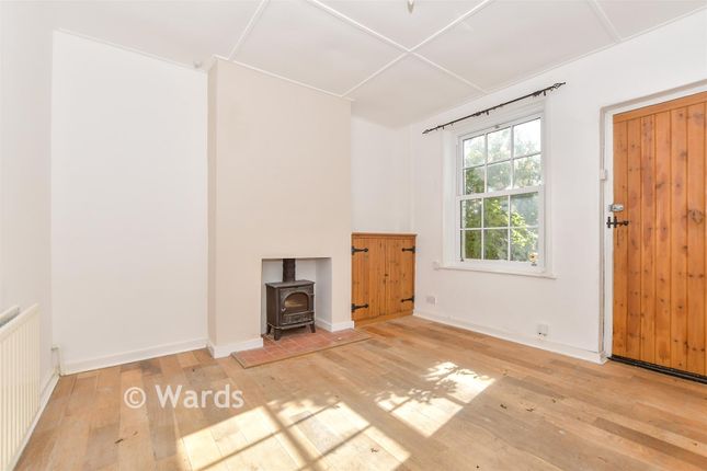 Watts Cottages, Grosvenor Road, Ashford photo 3