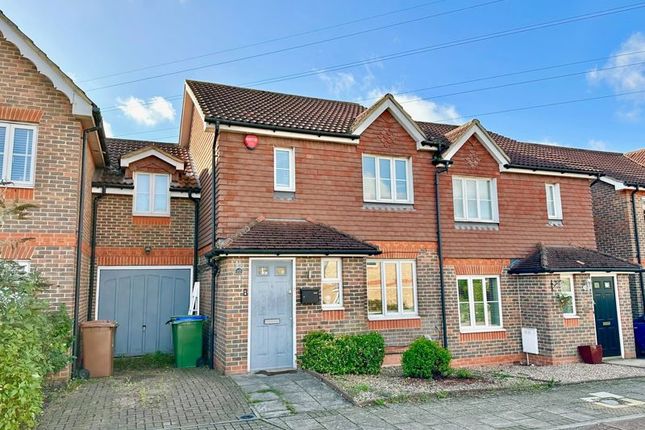 Thumbnail Terraced house for sale in Thistlefield Close, Bexley