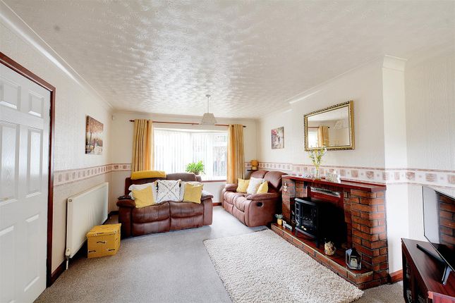 Property for sale in Leamington Drive, Beeston, Nottingham