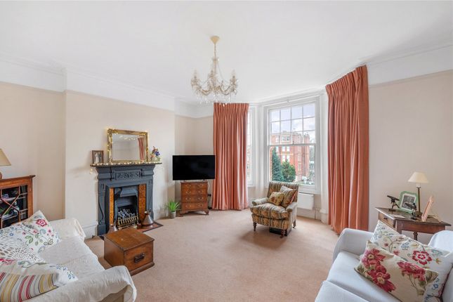 Flat 142,, Kenilworth Court, Putney photo 2