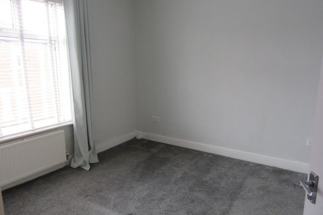 Terraced house to rent in Longford Road, Stockport, Greater Manchester.