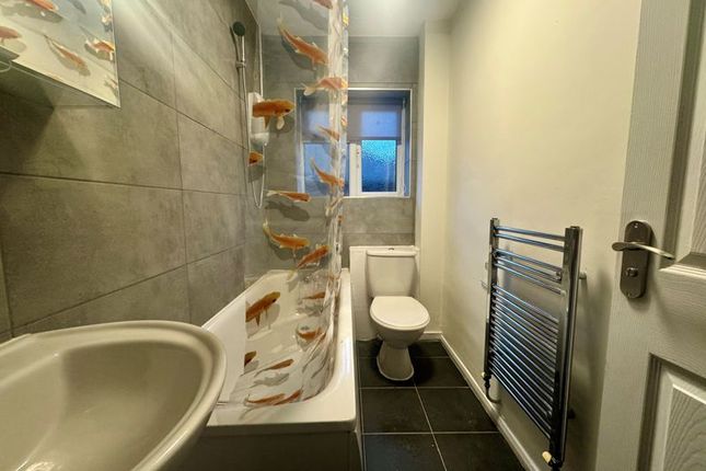11a, Ritz Court, Potters Bar photo 4