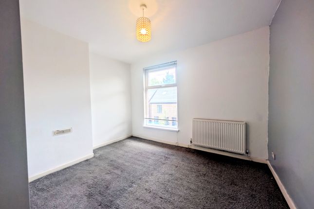 95, MANCHESTER photo 4