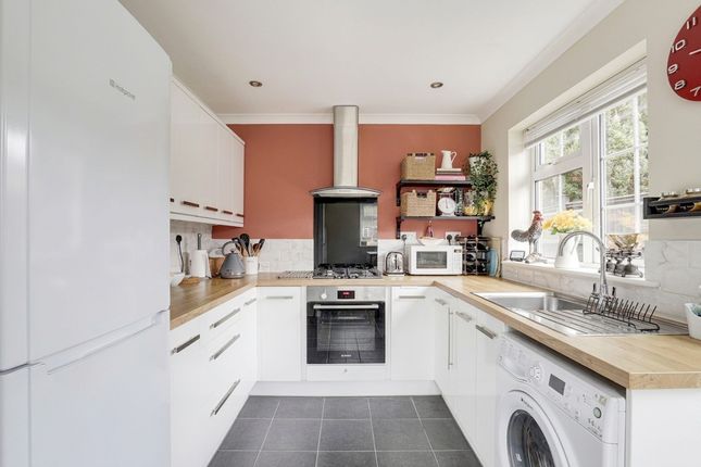 8 Wickstead Close, Nottingham photo 3