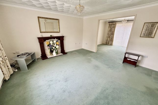 12, Ffordd Brynheulog, Swansea photo 2
