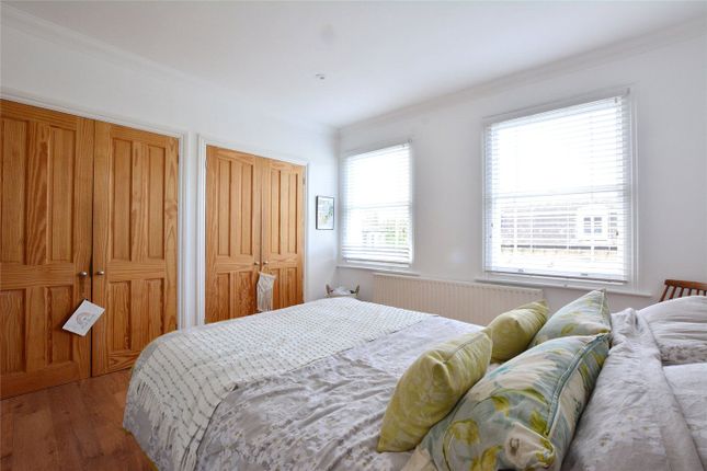 Flat to rent in Quentin Road, Lewisham