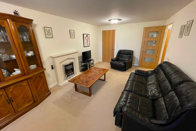 Flat for sale in Flat, Williamson Court, Greaves Road, Lancaster