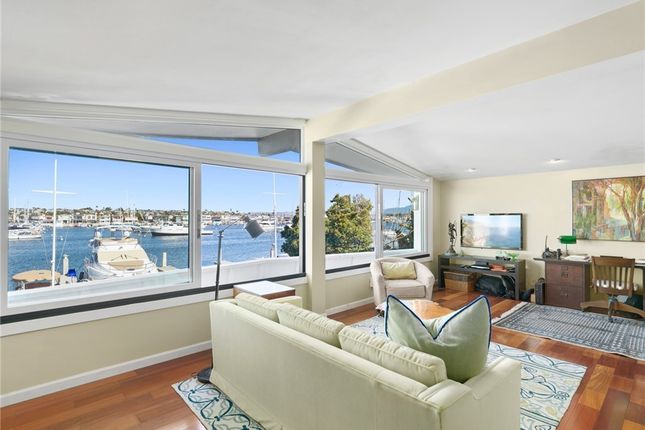 Detached house for sale in 1344 W Bay Avenue, Newport Beach, Us