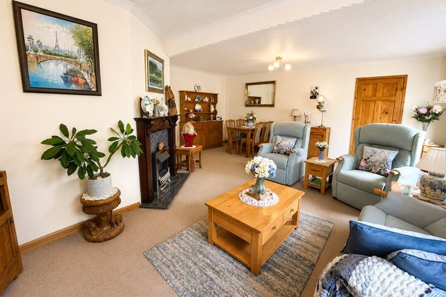 35, Neyland Heights, Milford Haven photo 2