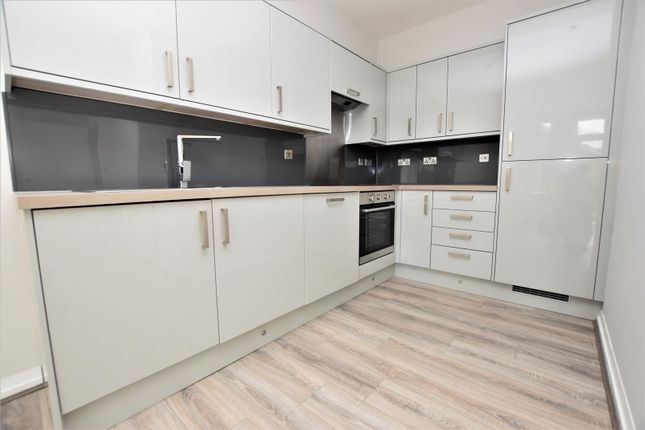 20, Ancaster Court, Bexhill photo 2