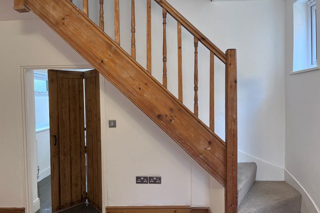 209, Staplegrove Road, Taunton photo 5