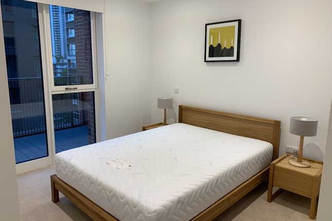 Flat for sale in SE17