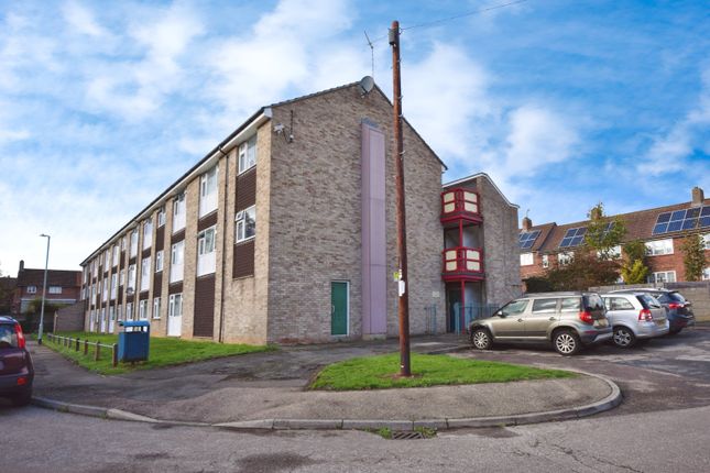 Flat 108/Sandringham Court, Cats Lane, Sudbury photo 2