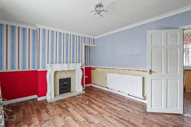 14, Seaton Crescent, Nottingham photo 2