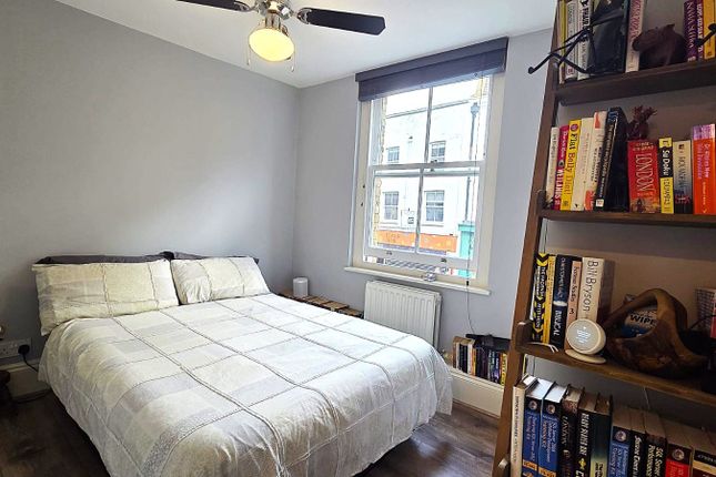 Flat 1-6, 123-124,, Lower Marsh, London photo 4