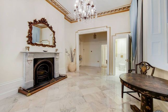 Flat to rent in Albert Hall Mansions, Prince Consort Road, South Kensington