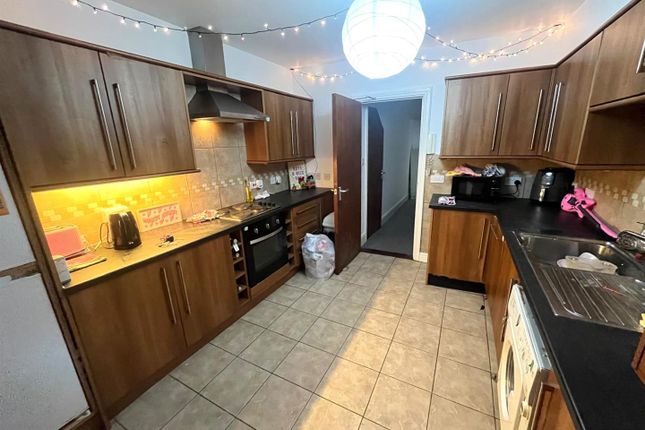 31a & 31b, Bryn Y Mor Crescent, Swansea photo 2