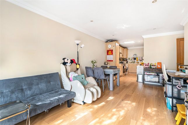2, Knights Place, Twickenham photo 4