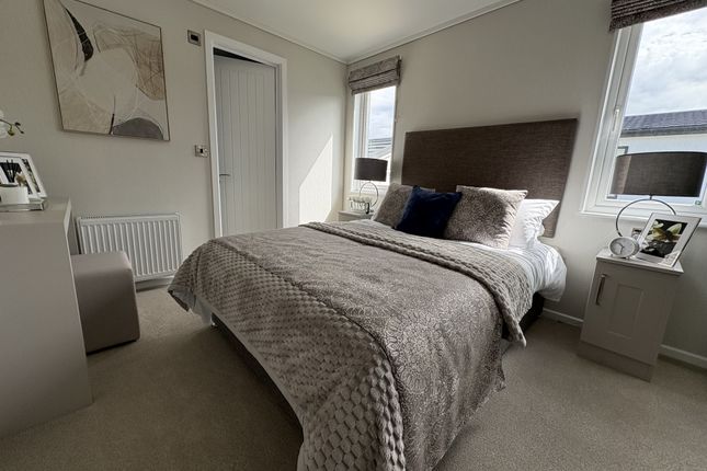 The Majestic, Sandy Bay, Thorney Bay Road, Canvey Island photo 4