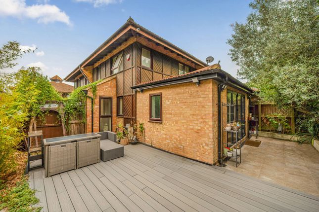 2-bed terraced on 22, Friars Mead London, Cubitt Town, £725,000