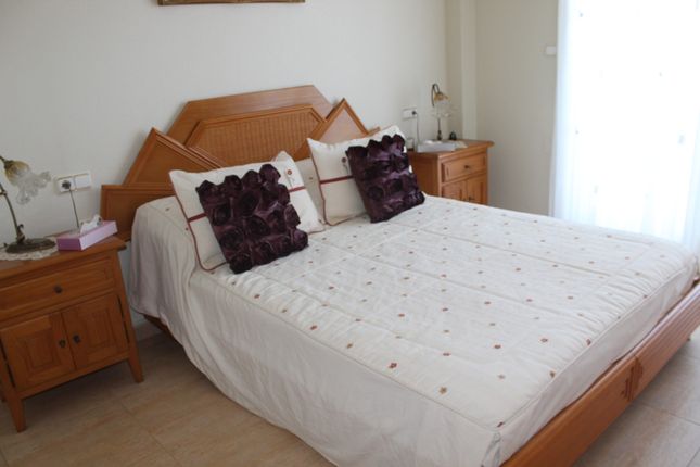 Town house for sale in Punta Prima, Alicante, Spain