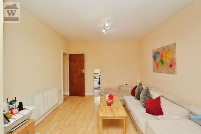 639, London Road, Isleworth photo 4