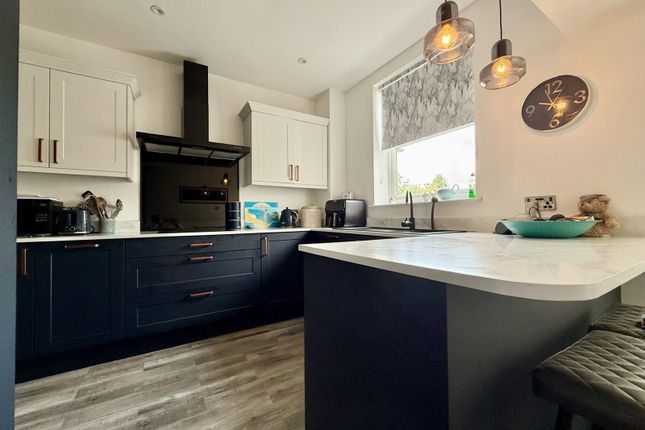 18, Green Lane, Gloucester photo 4