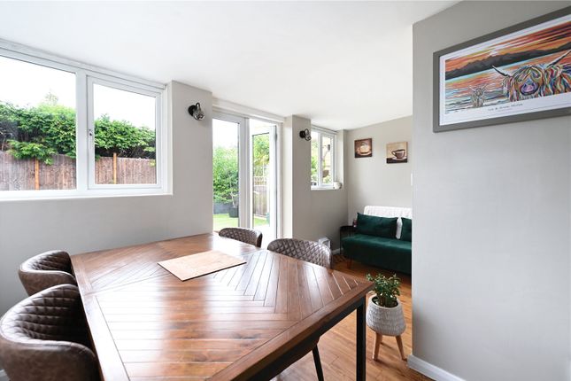 4, The Glade, Camberley photo 4
