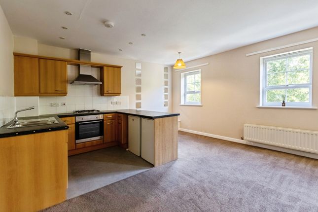 28 Ash Apartments,, Chaloner Green, West Yorkshire photo 2
