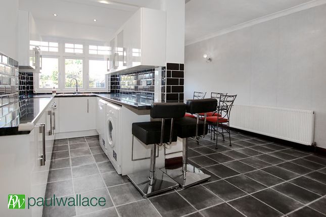 203, Churchgate Road, Waltham Cross photo 3