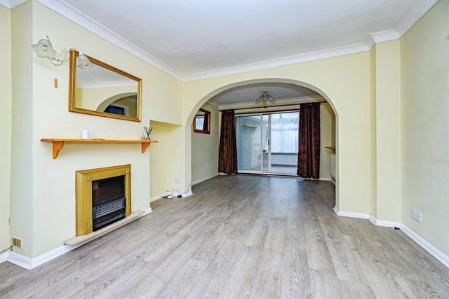 33, Keiths Road, Hemel Hempstead photo 3