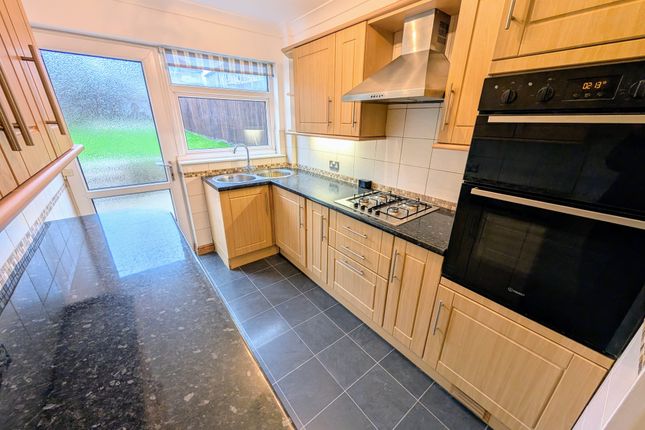 26, Graig Park Circle, Newport photo 3