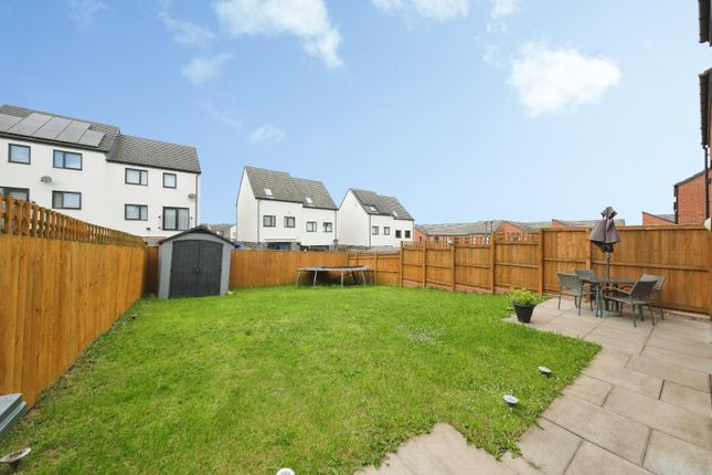43, Falstaff Crescent, Sheffield photo 4