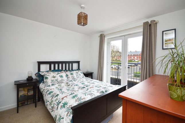 Town house for sale in Augustus Avenue, Keynsham, Bristol