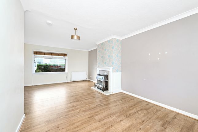 33, Sherwood Loan, Bonnyrigg photo 3