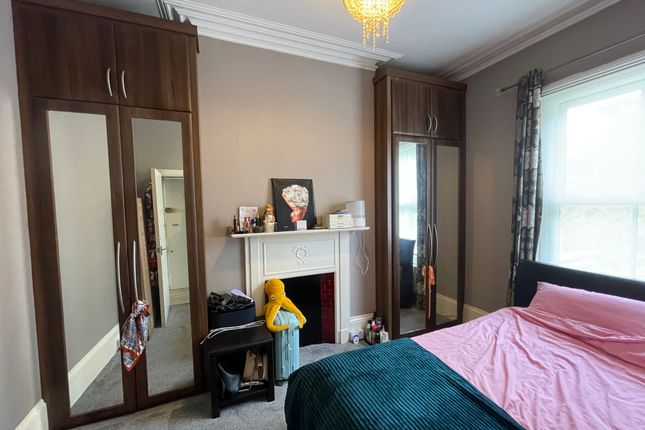 1, Hammersmith Grove, Hammersmith, London photo 4
