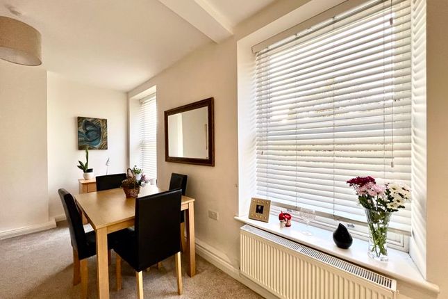 Flat for sale in High Street, Calne