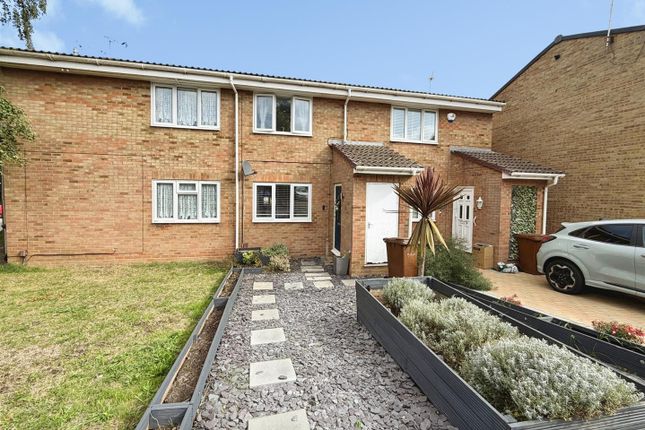 2-bed house on 23, Middleton Close, Gillingham, £295,000
