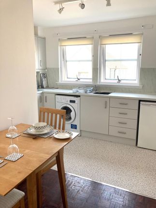 Thumbnail Flat to rent in Kerse Place, Falkirk