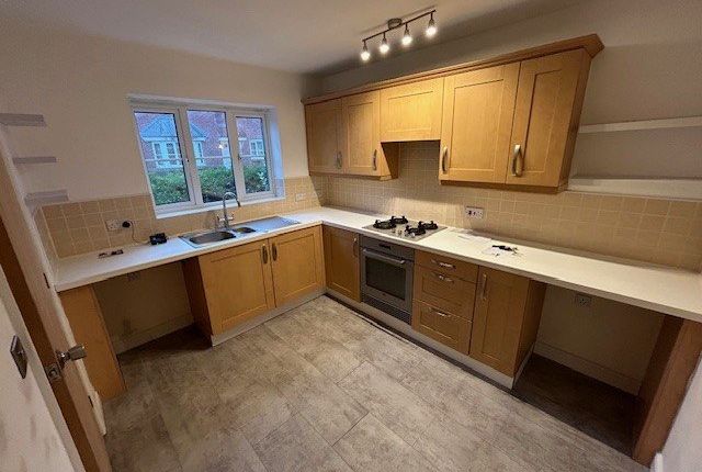 44, Horsley Drive, Great Yarmouth photo 2