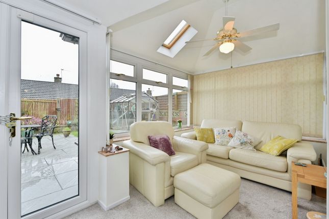22, Fernleigh Drive, Rotherham photo 4