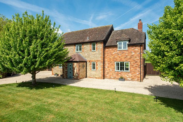 Thumbnail Detached house for sale in Main Street, Keevil