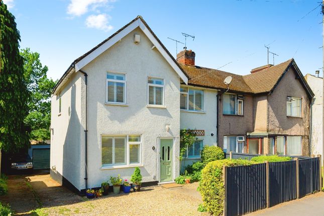 196, Lawn Lane, Hemel Hempstead photo 3